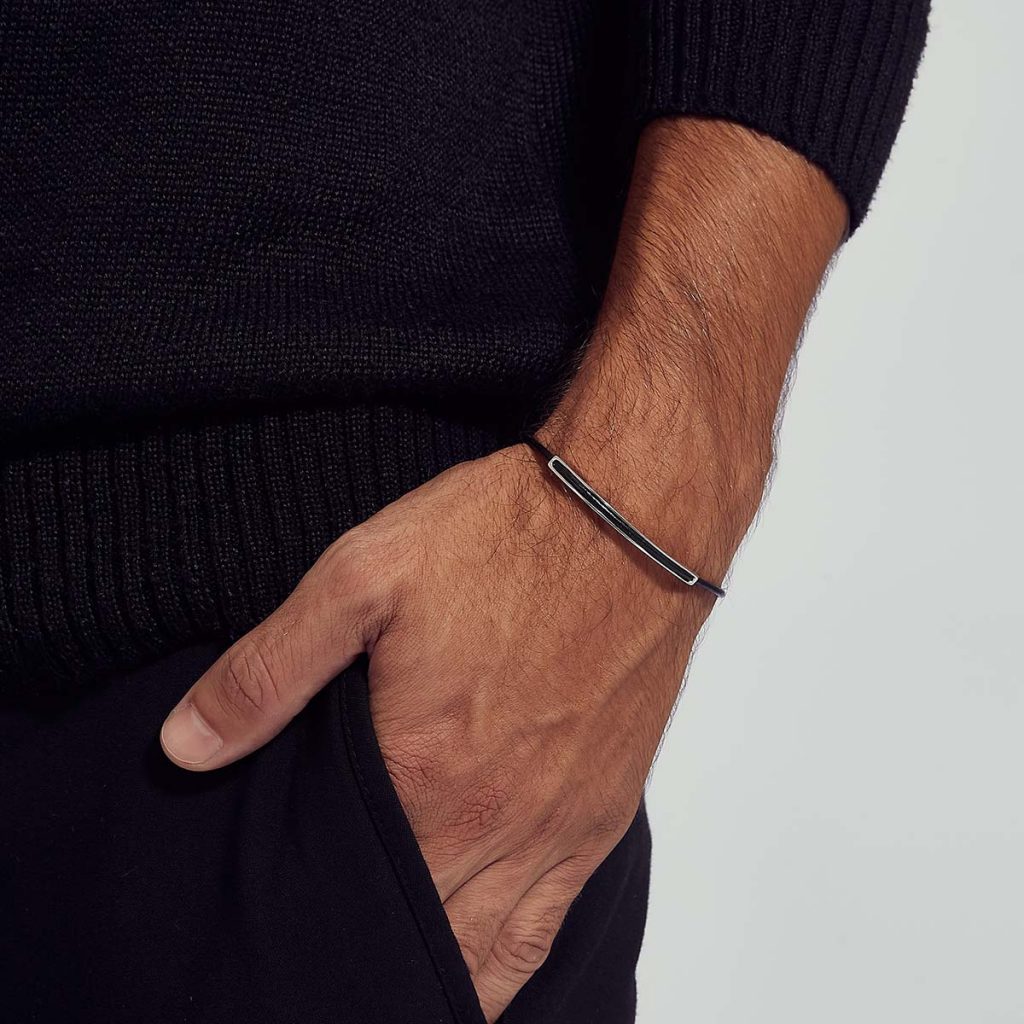 Pulseira Couro Tubo Quadrado Fino