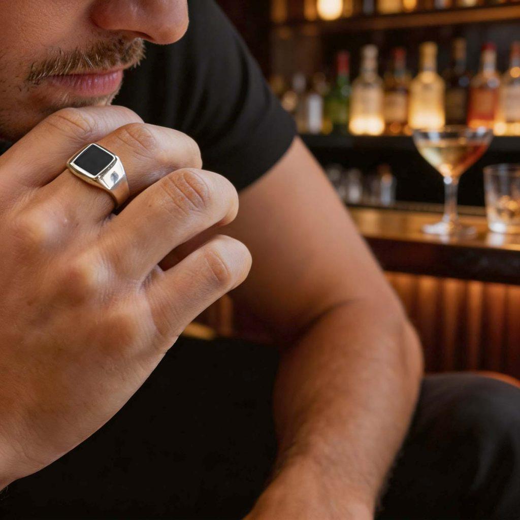 Anel Chevalier Ônix